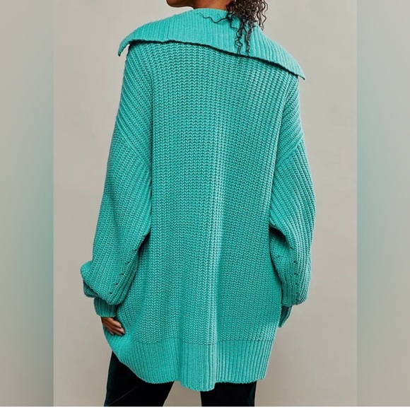 Free people Cardigan  Crochet Sweater size L Turquoise NWOT - Picture 2 of 13